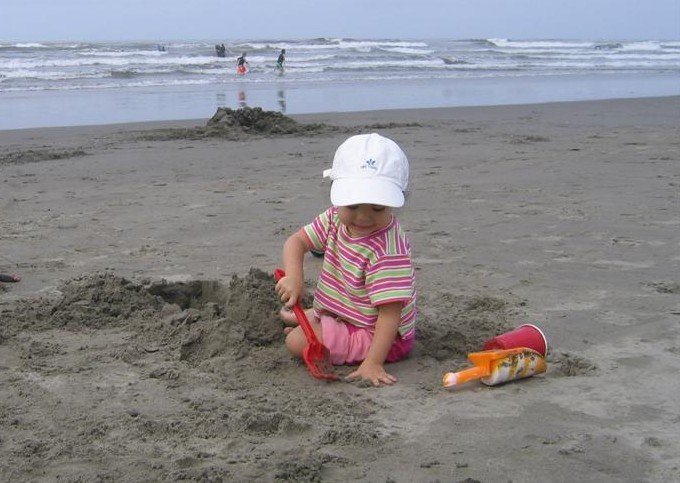 digginginthesand.jpg