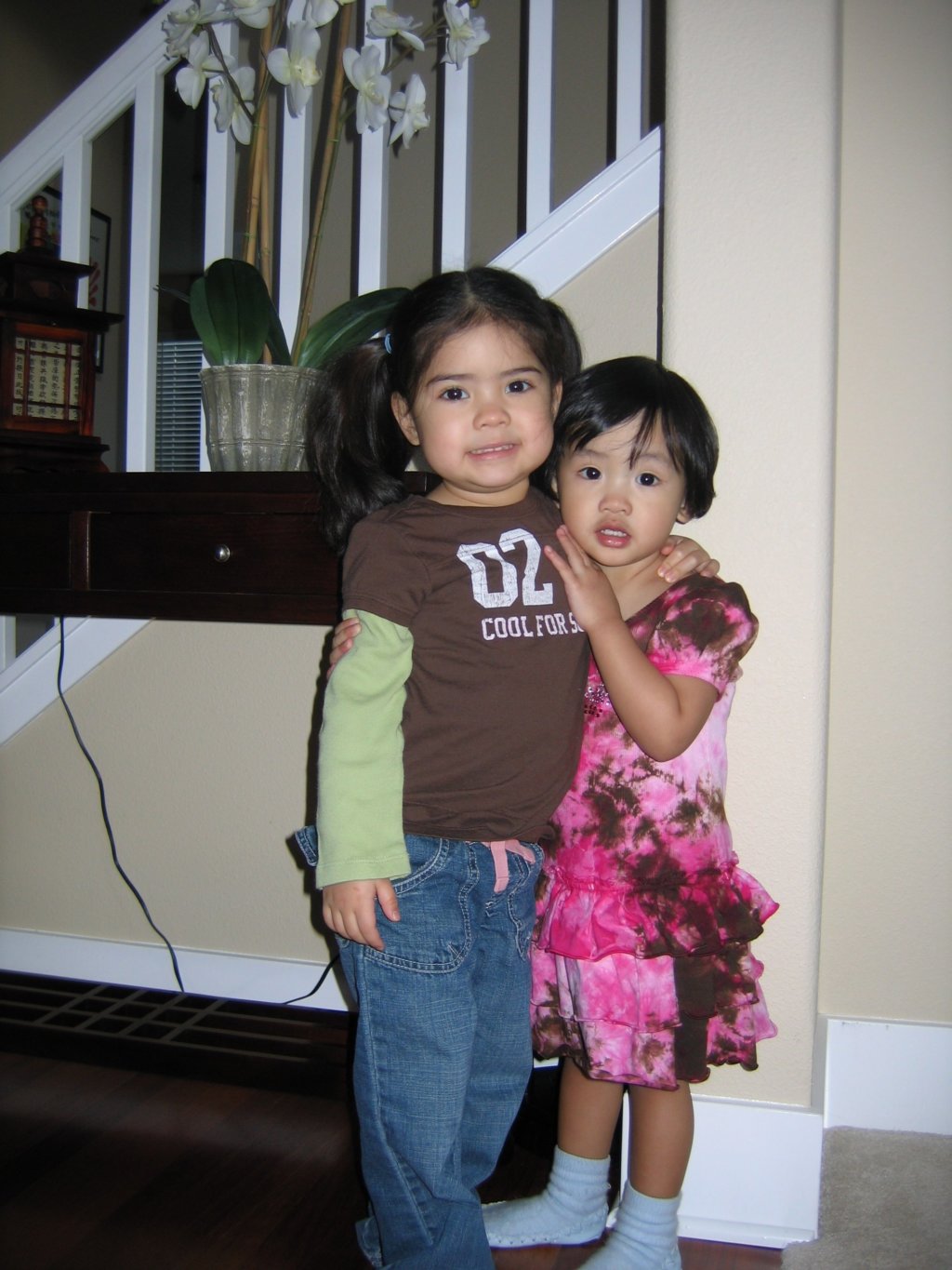 zoereallylikesallyallyenjoysbeingabigsister.jpg