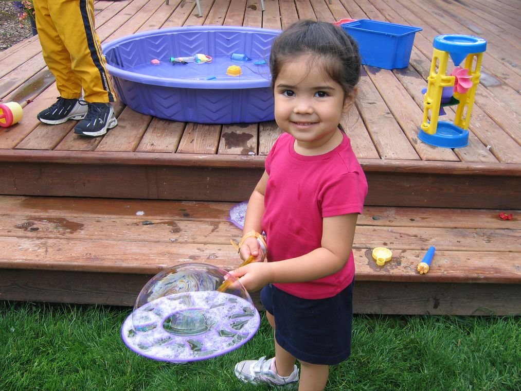 makingbubbles.jpg