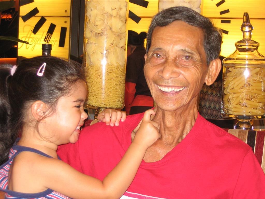 allyplayswithtatay.jpg