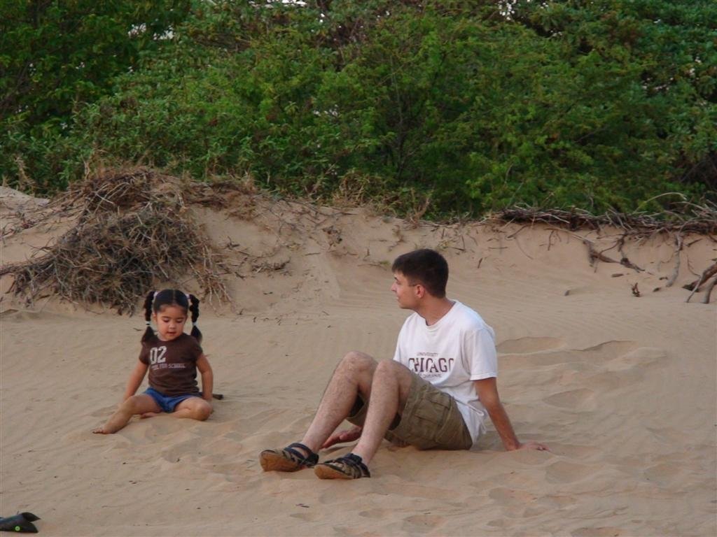 dadandallyrestinthesand.jpg