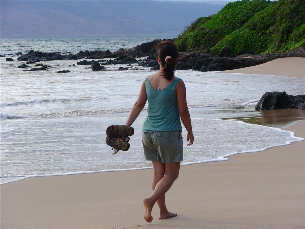 helenonthebeach.jpg