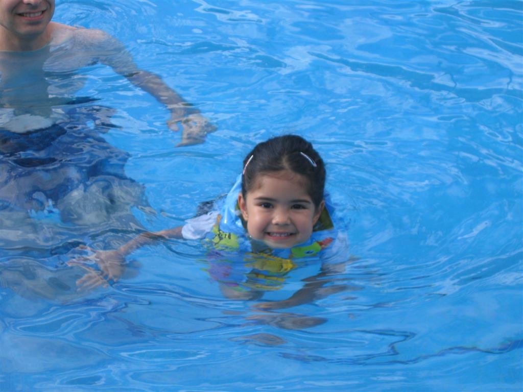 wevebeenenjoyingthepoolwherewerestaying.jpg